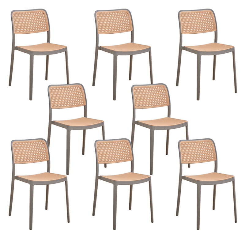 Sedia laterale da pranzo in plastica da pranzo da pranzo.