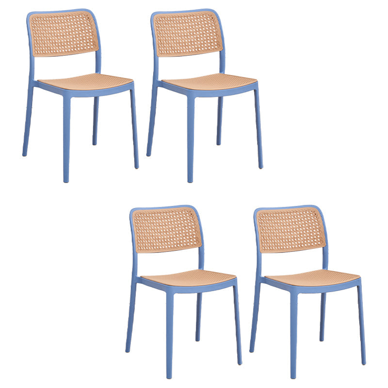 Sedia laterale da pranzo in plastica da pranzo da pranzo.