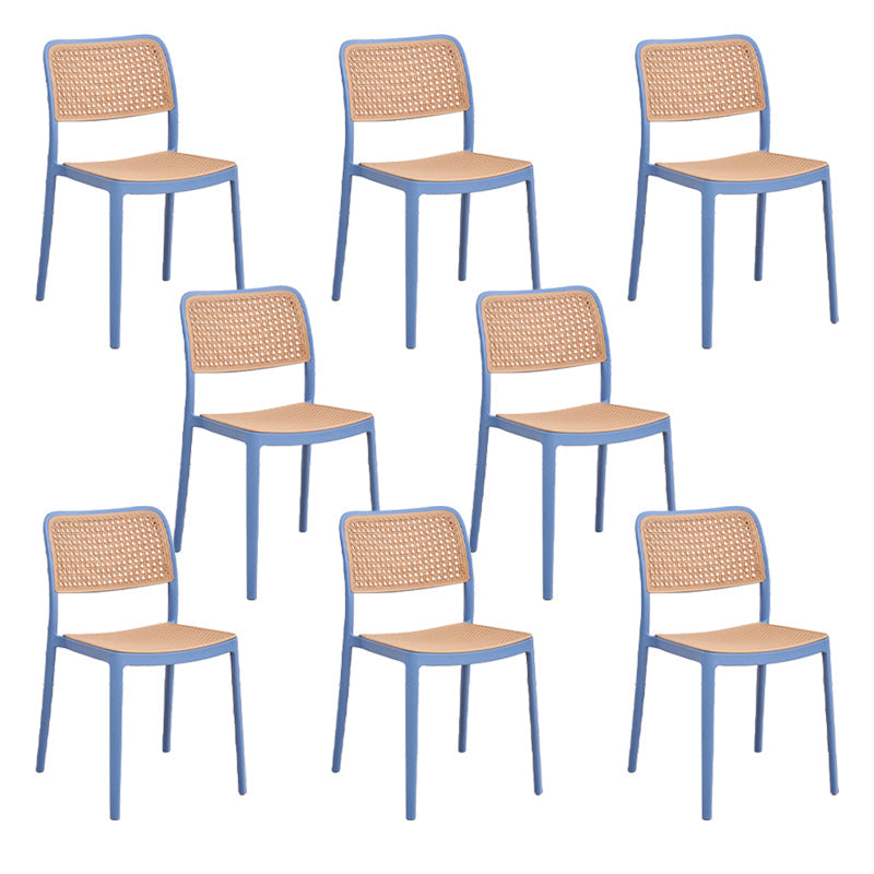 Sedia laterale da pranzo in plastica da pranzo da pranzo.