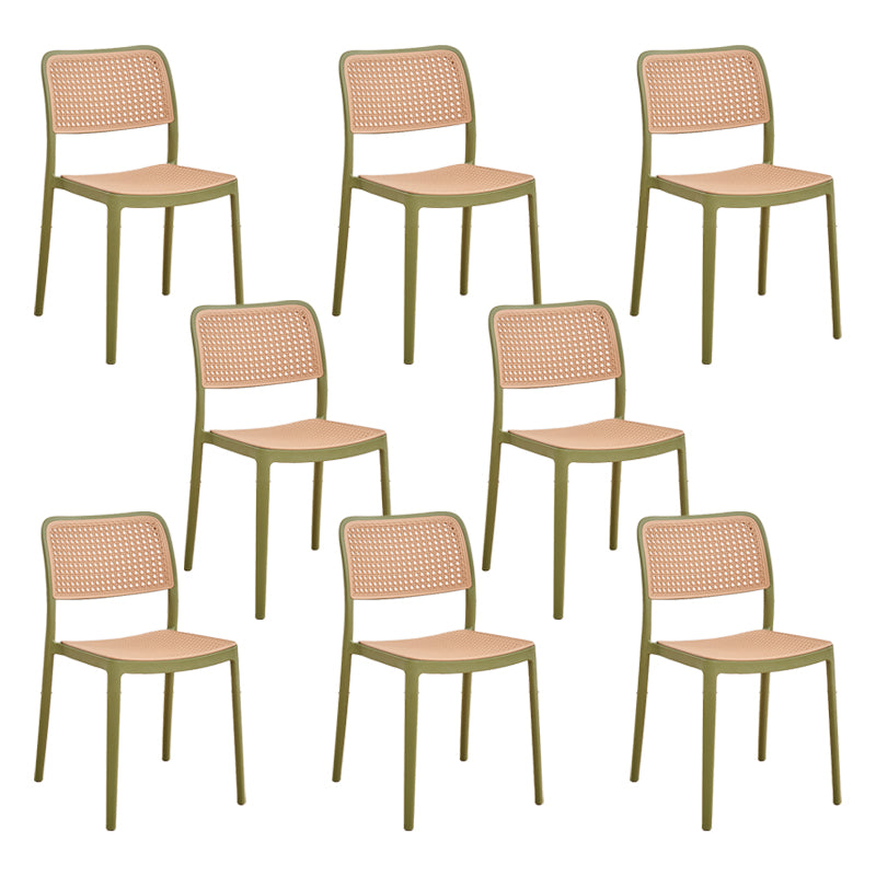 Sedia laterale da pranzo in plastica da pranzo da pranzo.