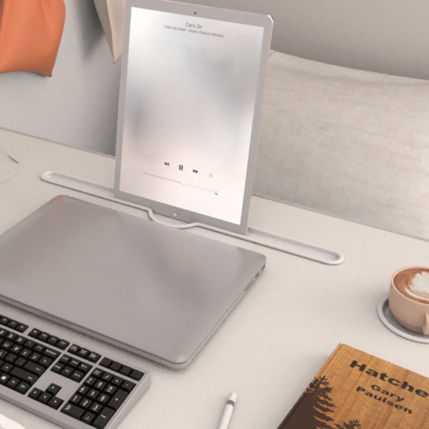 Engineered Wood Contemporary Writing Desk Bedroom Office Desk with White Legs Clearhalo 'furn' 'furn_office_desk' 'Furniture' 'Office Desks' 'Office Furniture' 'office_desk' 6586653