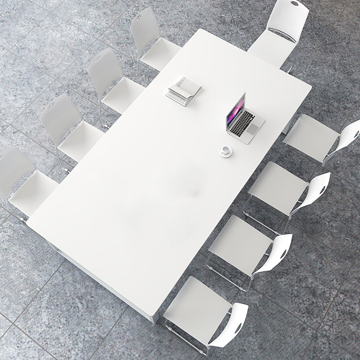 Eigentijdse kantoorbureau gefabriceerd hout rechthoek schrijfbureau