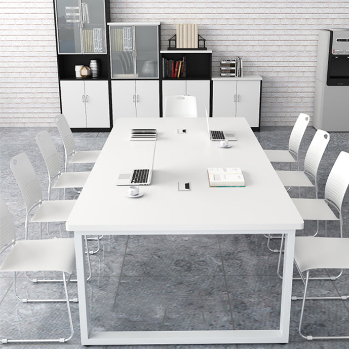 Eigentijdse kantoorbureau gefabriceerd hout rechthoek schrijfbureau