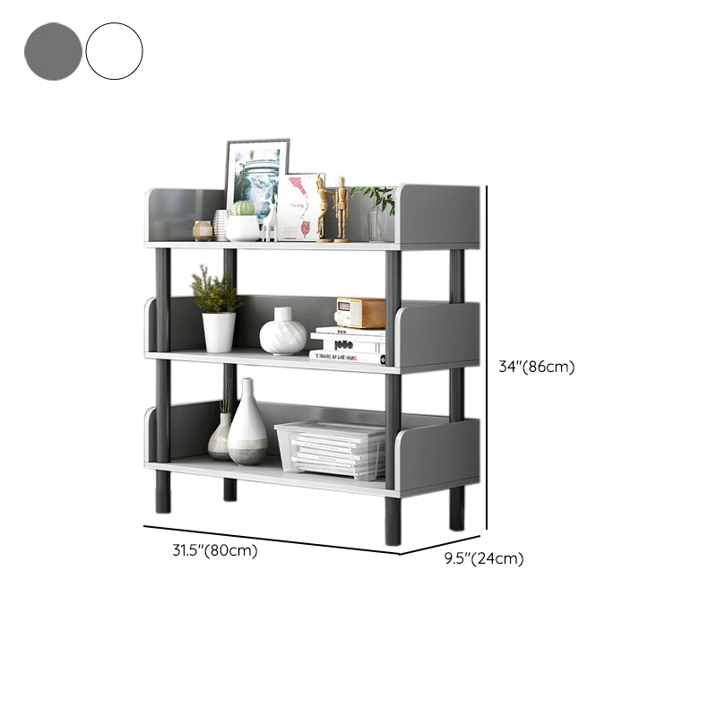 Zeitgenössisches Standard -Bücherregal aus dem Bücherregal mit Regalen