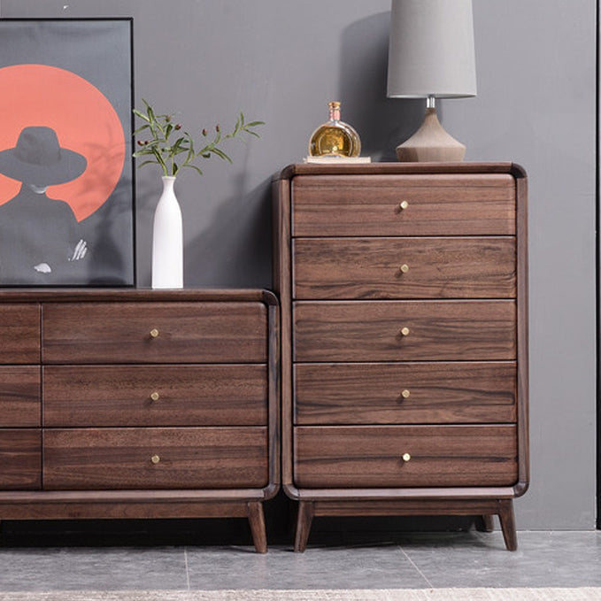 Mid-Century Modern Brown Accent Chest with 5 Drawers and Straight Legs Clearhalo 'Cabinets & Chests' 'cabinets_chests' 'furn' 'furn_cabinets_chests' 'Furniture' 'Living Room Furniture' 6591374