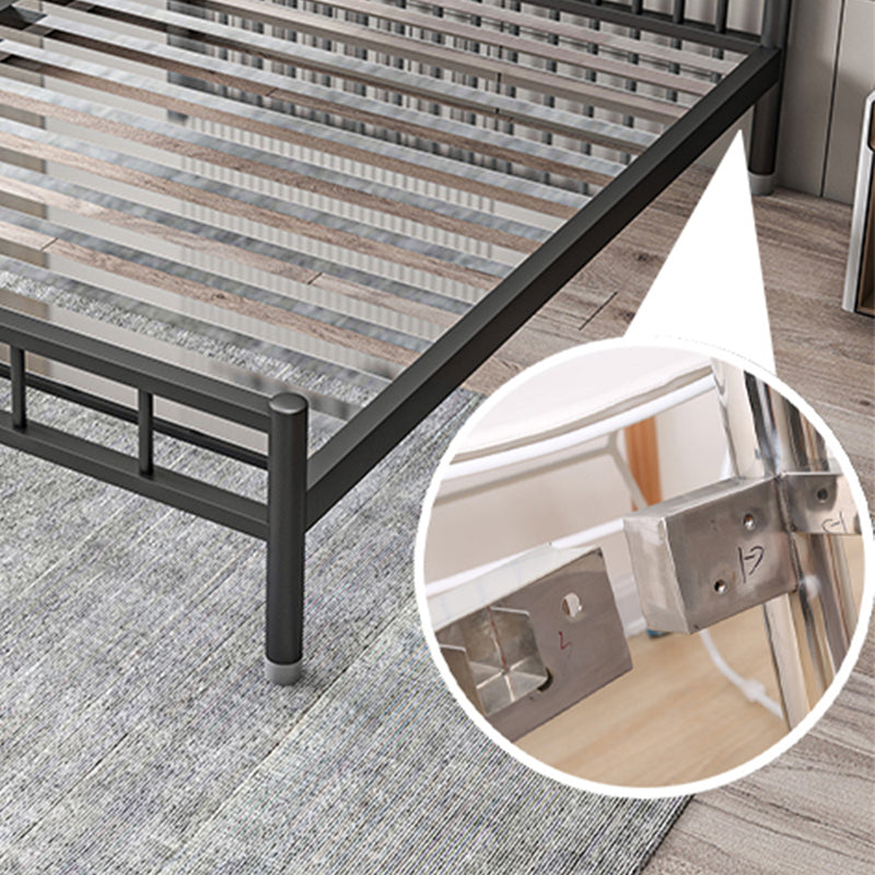 Metalen eigentijds standaardbed met metalen benen bedframe met hoofdeinde