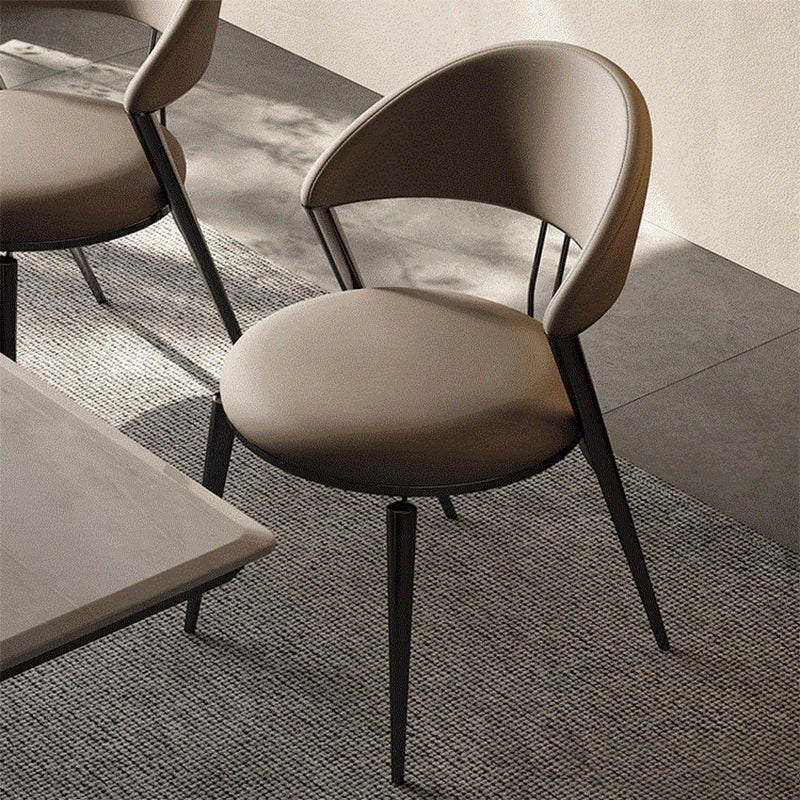 Sedia da pranzo a casa sedia laterale aperta.