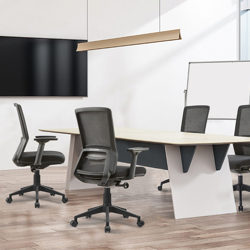 Moderne bureaustoel Verstelbare armen geen pijnlijke bureaustoelstoel met wielen