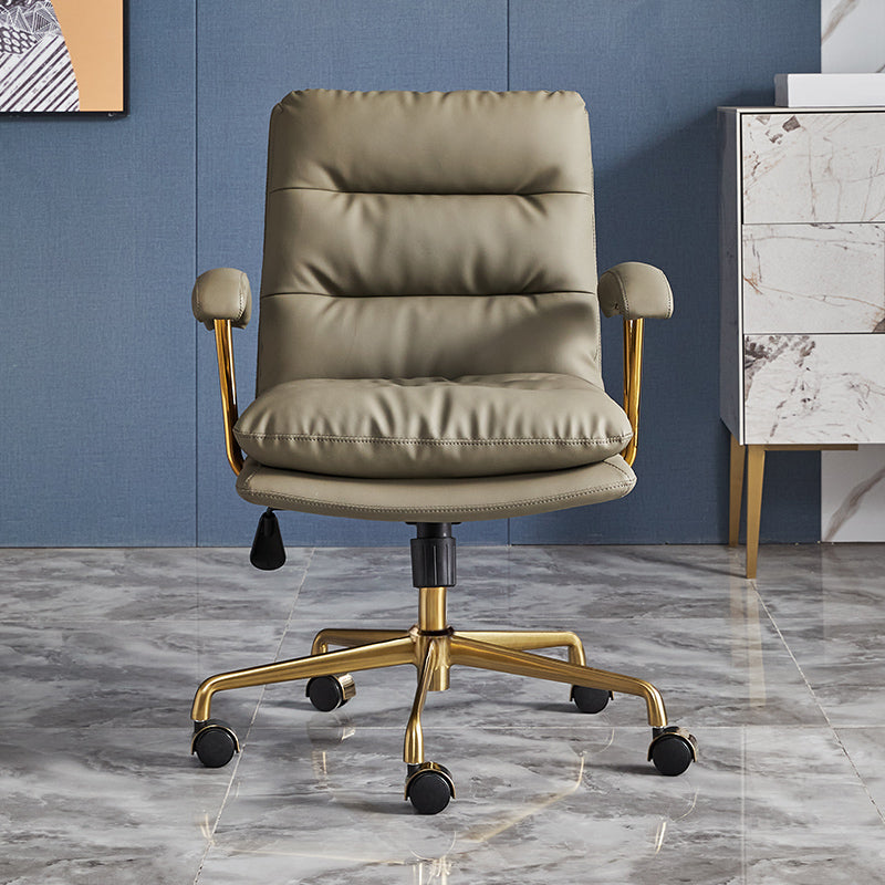 Padded Arms Modern Office Chair Adjustable Seat Height Desk Chair with Wheels Green 1 Piece Clearhalo 'furn' 'furn_office_chair' 'Furniture' 'Office Chairs' 'Office Furniture' 'office_chair' 6600044