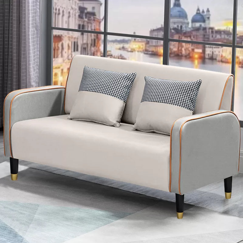 現代的なタイトな背面腕フェイクレザーリビングルームの座席