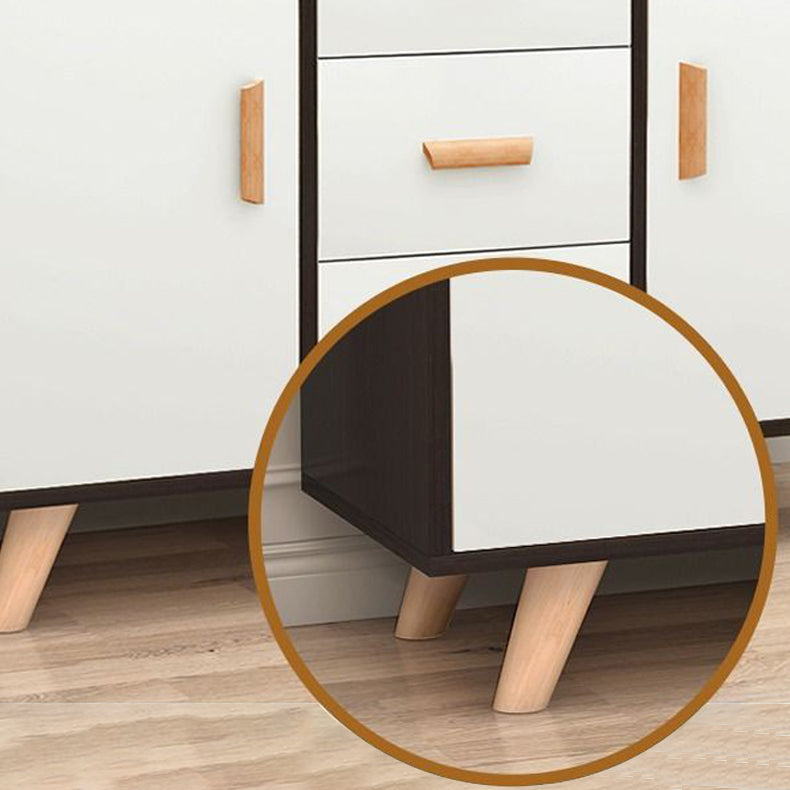 Server moderno in stile server ingegnerizzato da cucina con gambe in legno