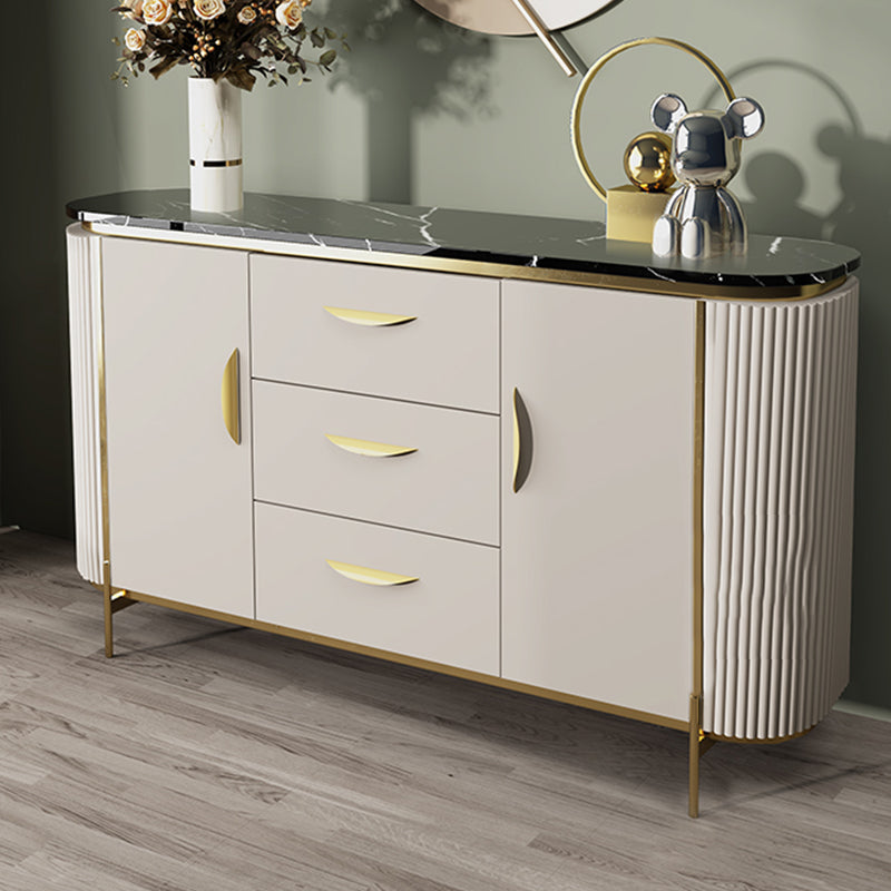 Scheda laterale di pietra per tavolino a buffet moderno con armadi e cassetti