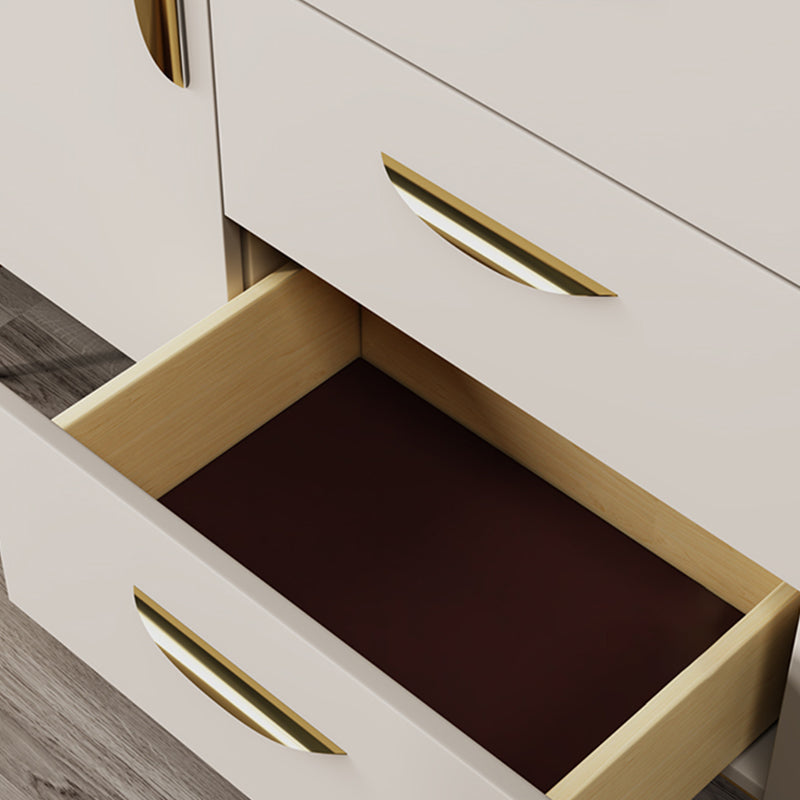 Scheda laterale di pietra per tavolino a buffet moderno con armadi e cassetti