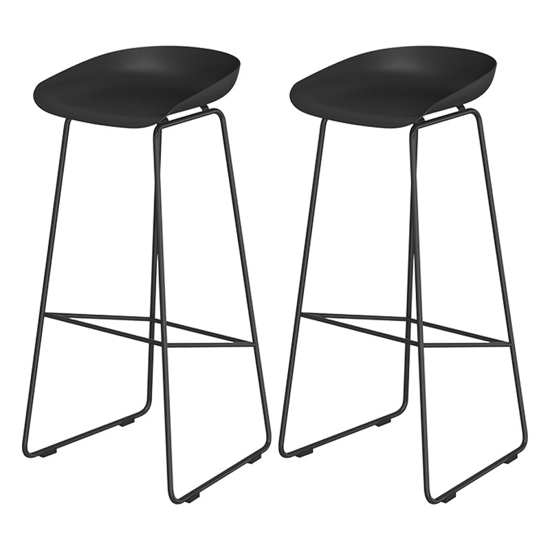 Industrial Bar Stool and Table Set Black 1/2/5 Pieces Pub Dining Set Black 26"H Stools (Set of 2) Clearhalo 'Bar Furniture' 'furn' 'furn_home_bar_bar_sets' 'Furniture' 'Home Bars & Bar Sets' 'home_bar_bar_sets' 'Kitchen & Dining Furniture' 6611949