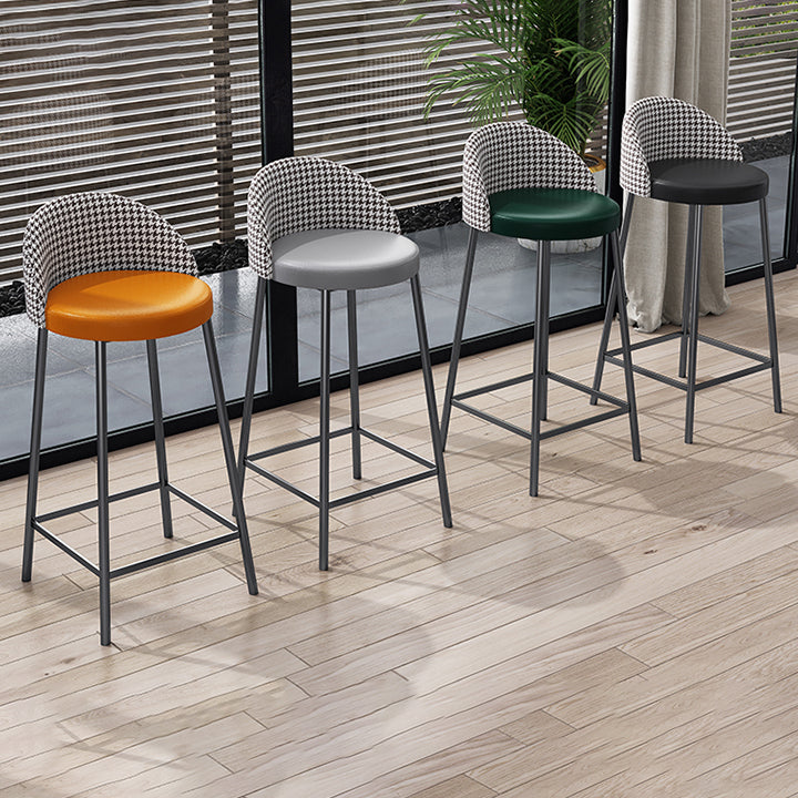 Glam Rectangular Counter Height Pub Set 1/4 Pieces Table and Stool Set Clearhalo 'Bar Furniture' 'furn' 'furn_home_bar_bar_sets' 'Furniture' 'Home Bars & Bar Sets' 'home_bar_bar_sets' 'Kitchen & Dining Furniture' 6612036