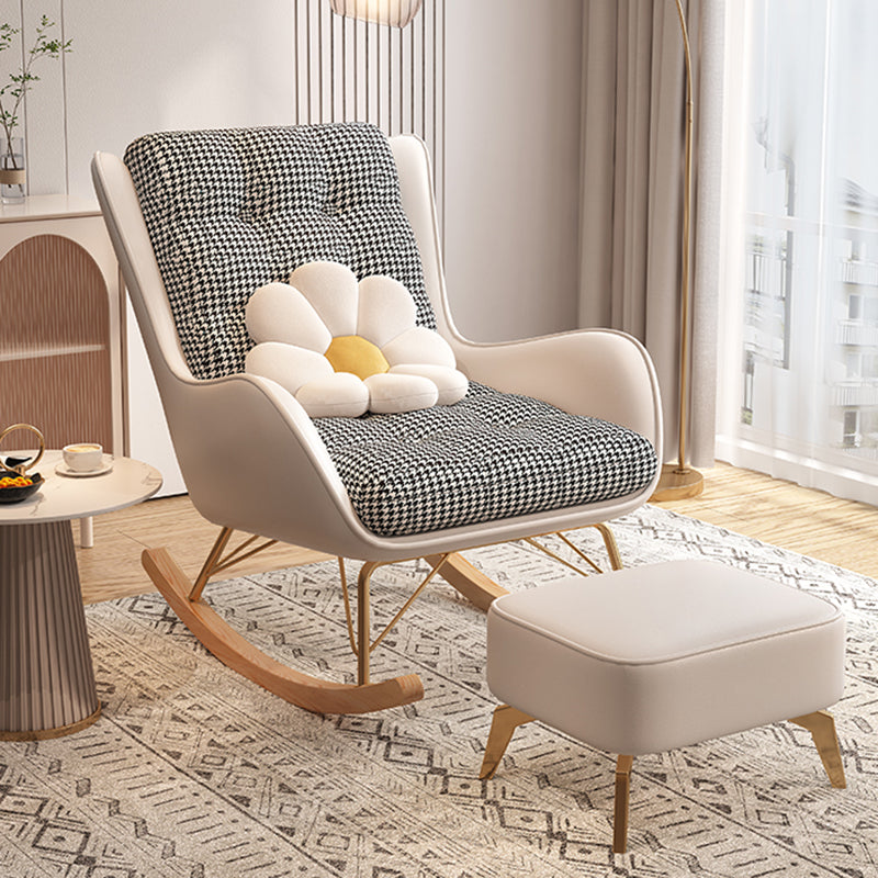 Chaise de culbuteur rembourrée rembourrée contemporaine