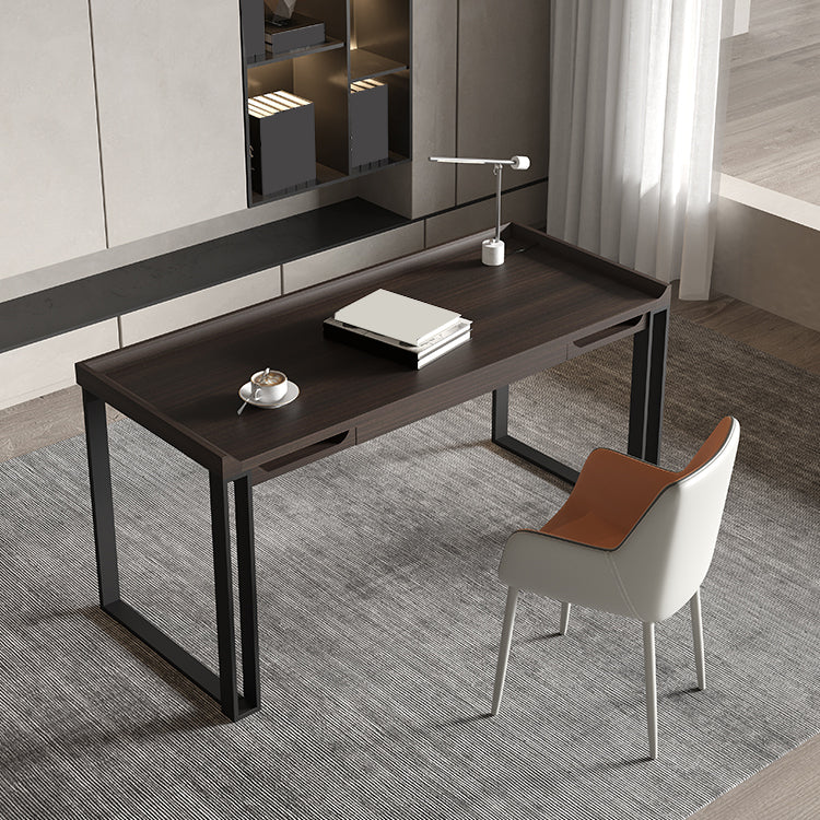 Rechteckiger zeitgenössischer Schreibtisch konstruiertes Holzbüroschalter mit Beinen