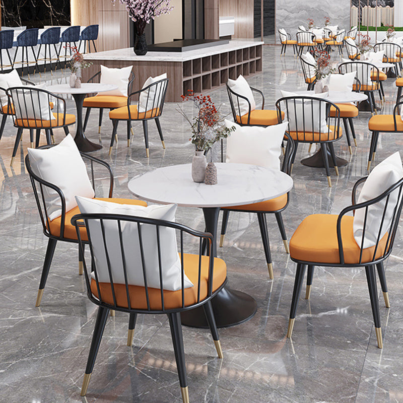 Ronde traditionele luxe eettafel Dinettetafel met wit stenen blad