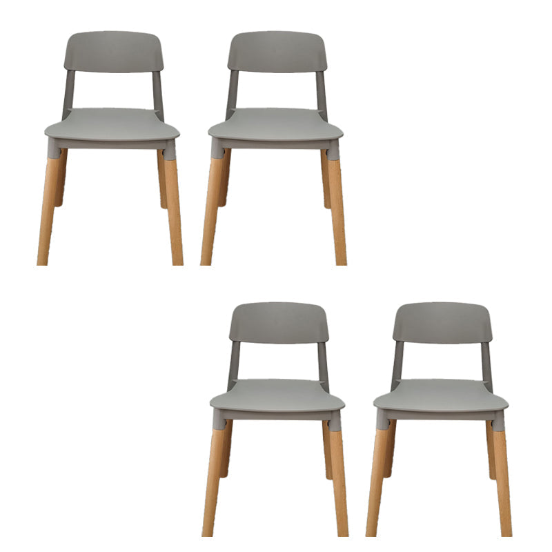 Chaise latéral de jambes en bois massif