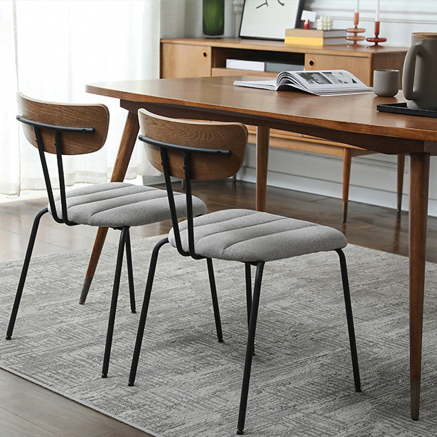 Silla lateral de silla de comedor apilamiento de la casa contemporánea