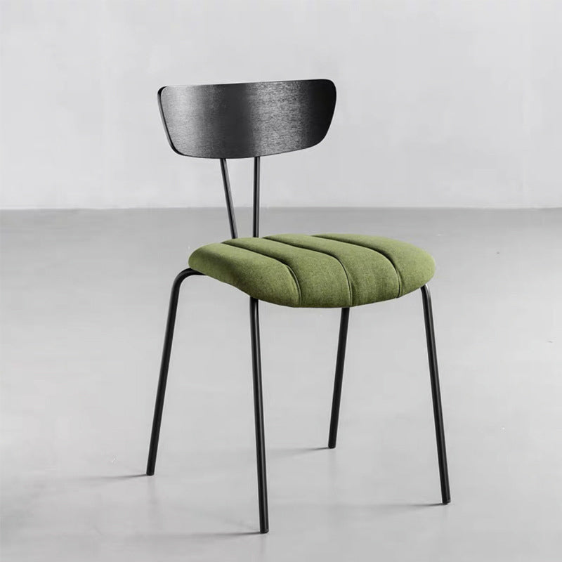 Silla lateral de silla de comedor apilamiento de la casa contemporánea