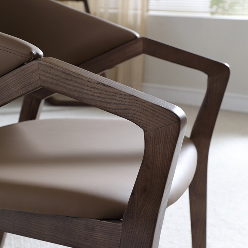 Eigentijdse vaste wapenconferentie stoel leerstoel voor kantoor