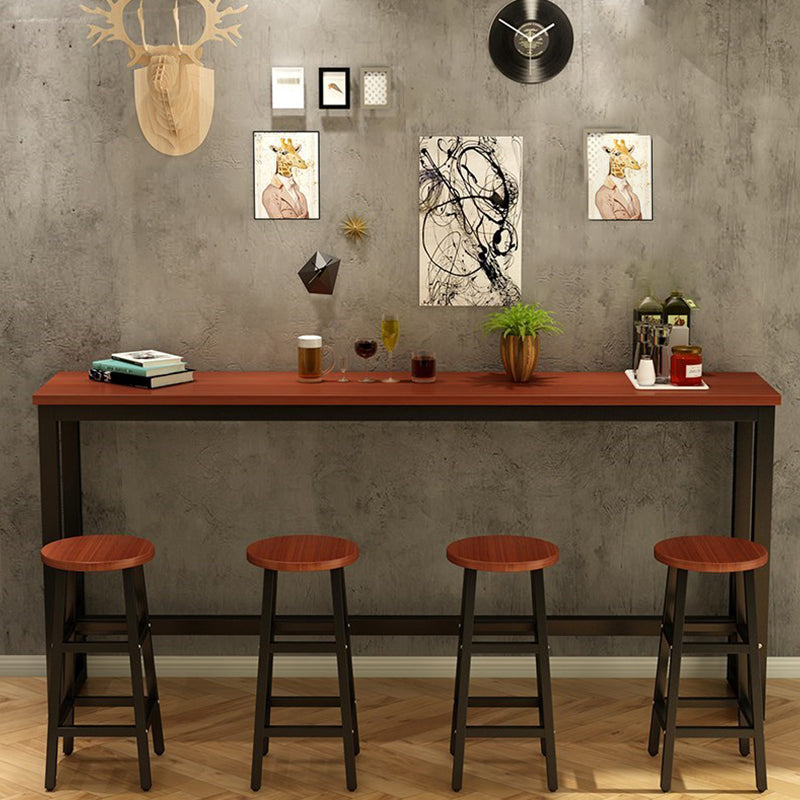 Tavolo da bar rettangolare in legno in stile moderno per piccoli spazi
