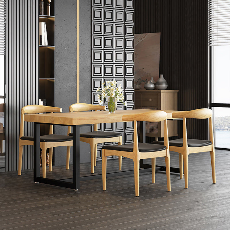 Industriële eettafel op schraagbasis Rechthoekige massief houten eettafel