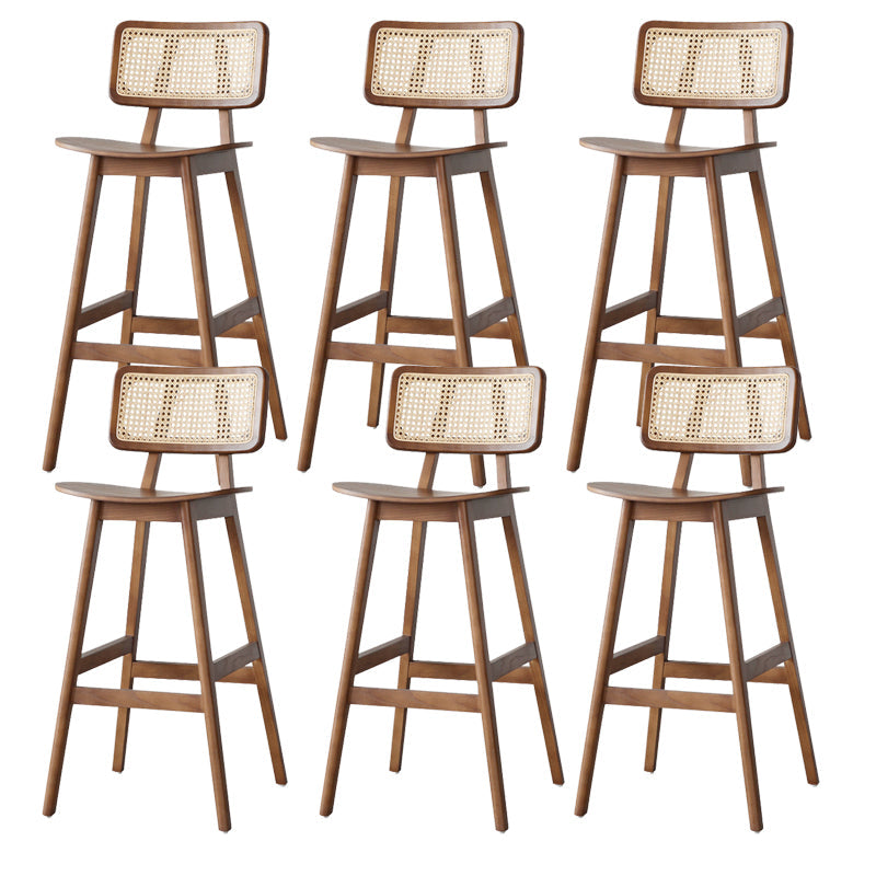 ブリストルのためのソリッドウッドバースツールモダンバックレストカウンタースツール