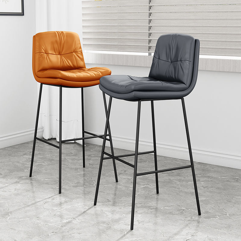 Tabourets de bar en cuir en faux cuir contemporain avec des jambes en métal