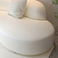 Divano curvo in pelle finta glam semplice divano irregolare in bianco di 27,6 "h