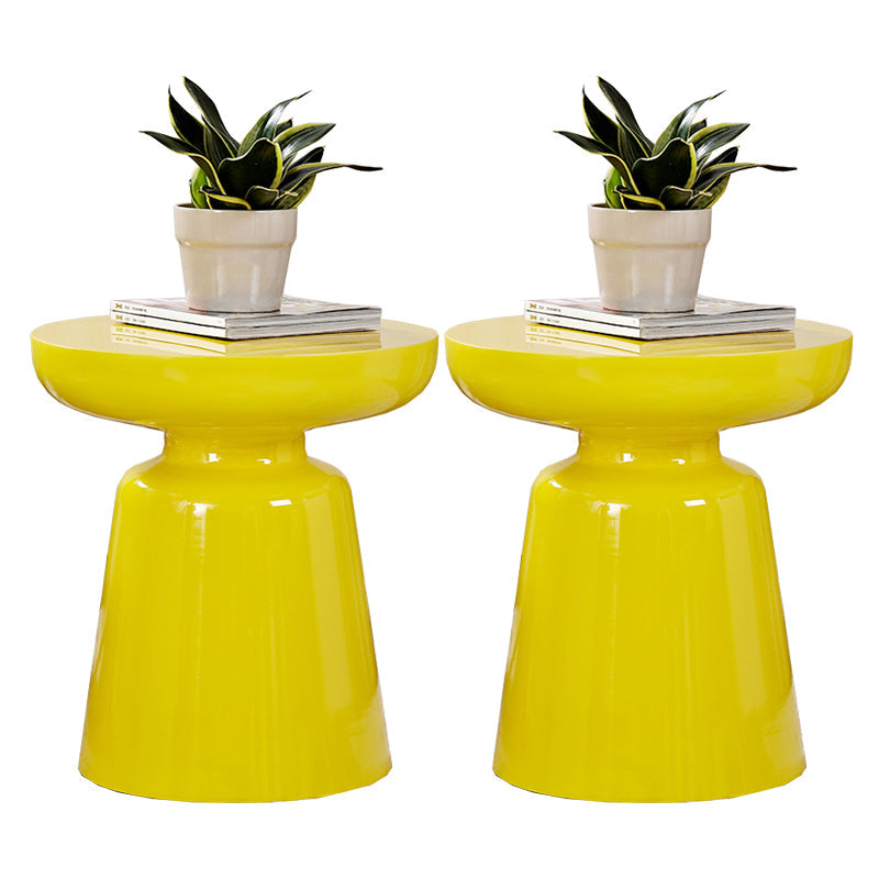 Mid-Century Metal Round End Table Pedestal Sofa Corner Table Yellow 2 Clearhalo 'Coffee & Accent Tables' 'End & Side Tables' 'end_side_tables' 'furn' 'furn_end_side_tables' 'Furniture' 'Living Room Furniture' 6673561