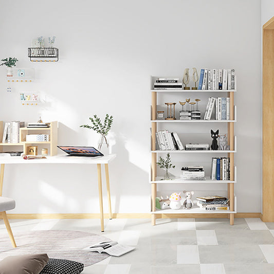 Modernes Bücherregal Open Back Engineered HOOR BOOKSELEL mit Regalen für Heimbüro