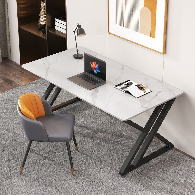 Bureau de bureau rectangulaire Bureau d'ordinateur finition antique avec jambes métalliques