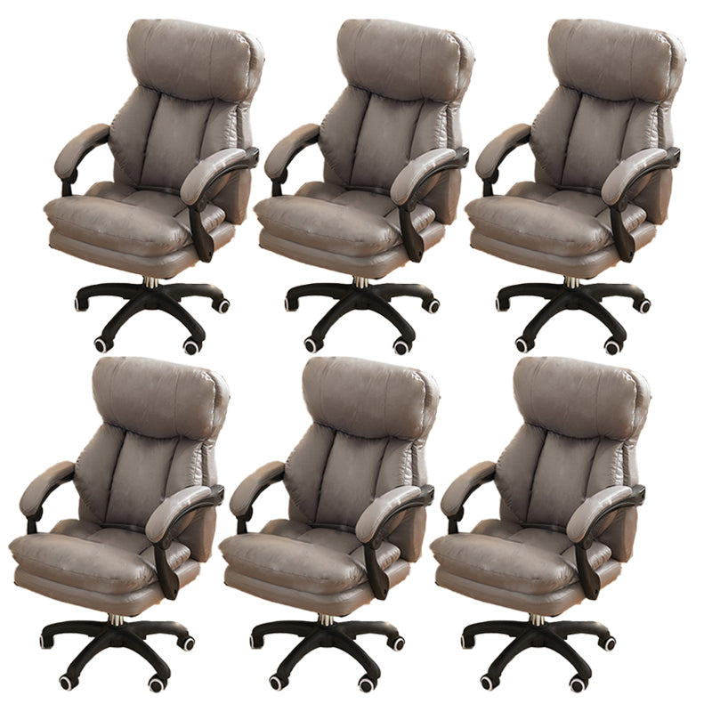 Chaise pivotante moderne Hauteur de siège réglable Inclinaison de mécanisme de bureau chaise de bureau avec roues