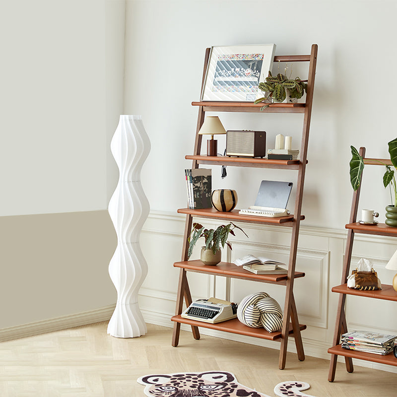 Moderne stijl Open Back Bookshelf Ladder Houten boekenkast voor thuiskantoor