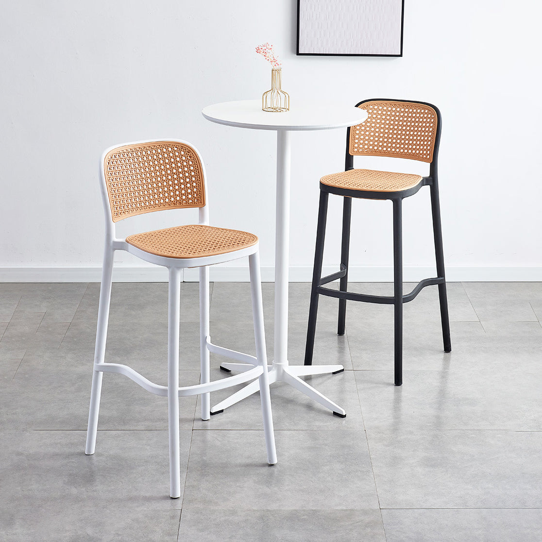 Tabouret de bar empilable tabouret de comptoir en plastique pour le salon