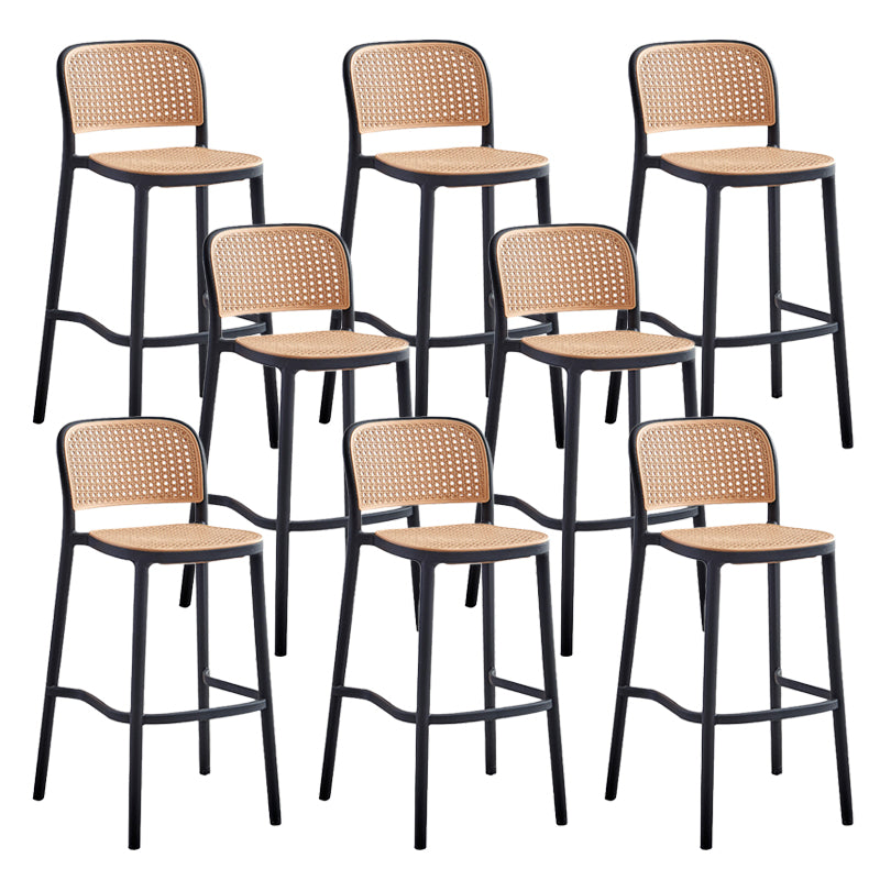 Tabouret de bar empilable tabouret de comptoir en plastique pour le salon