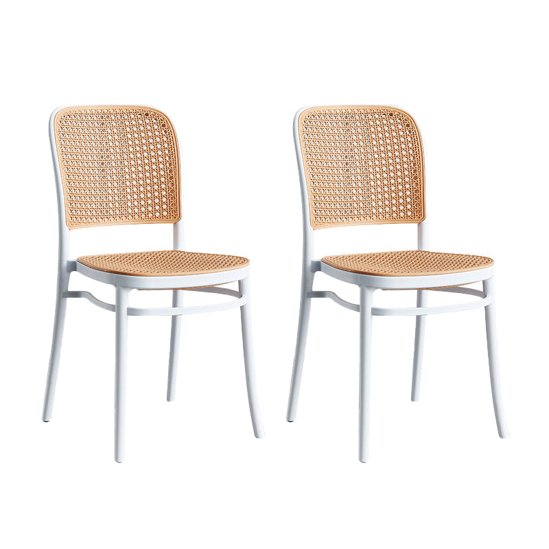 Tabouret de bar empilable tabouret de comptoir en plastique pour le salon