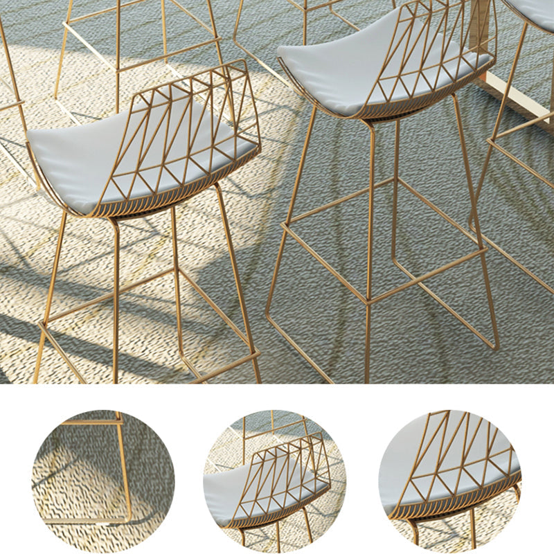 Taburetes de barra de metal glam -metal taburetes de comedor de espalda con patas de metal