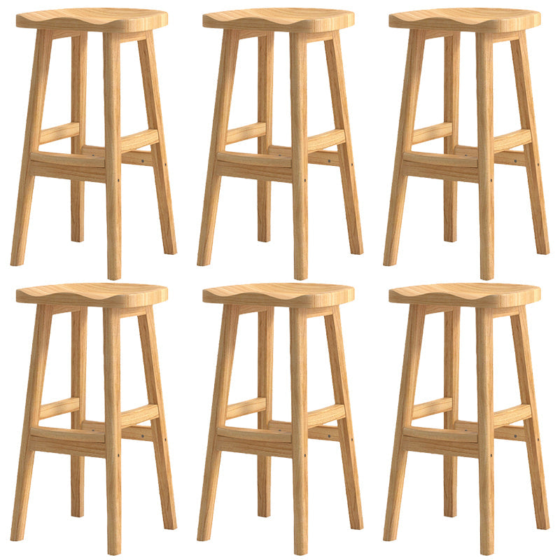 コンテンポラリーソリッドウッドバースツールサドルシートバースツールとフットレスト