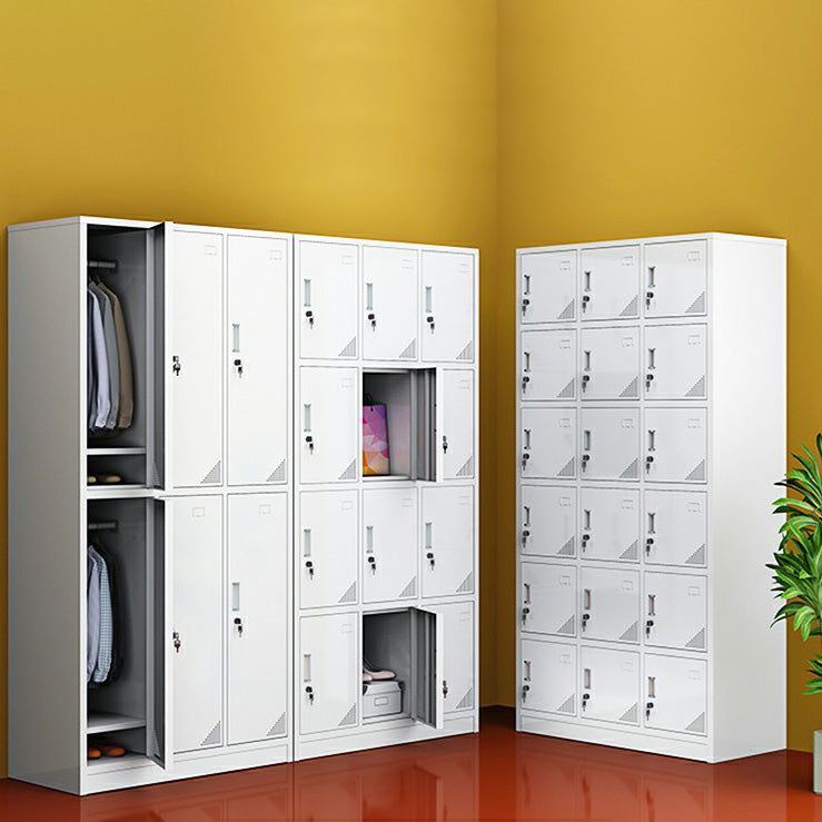 Moderner Stil grauer Aufbewahrungsschrank mit Scharnier -Türen Metallschrank für Badezimmer