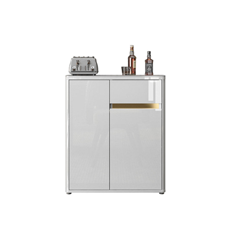 Credenza in pietra a buffet moderno con armadi e cassetti