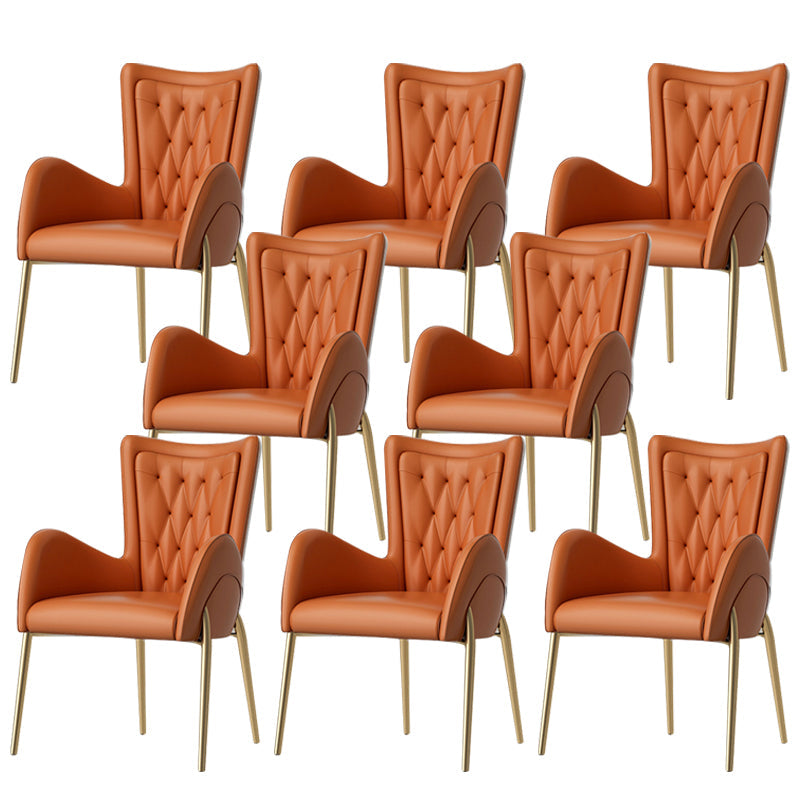 Chaise de pavée latéral de style glam metal parsons avec des jambes dorées