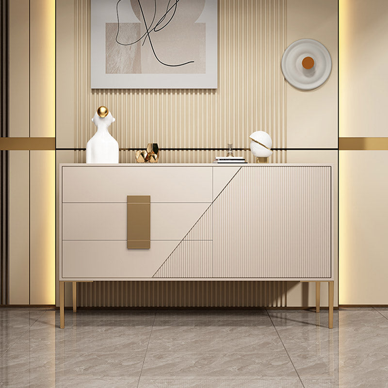 Tavolo da buffet di legno moderno e contemporaneo con armadi e cassetti