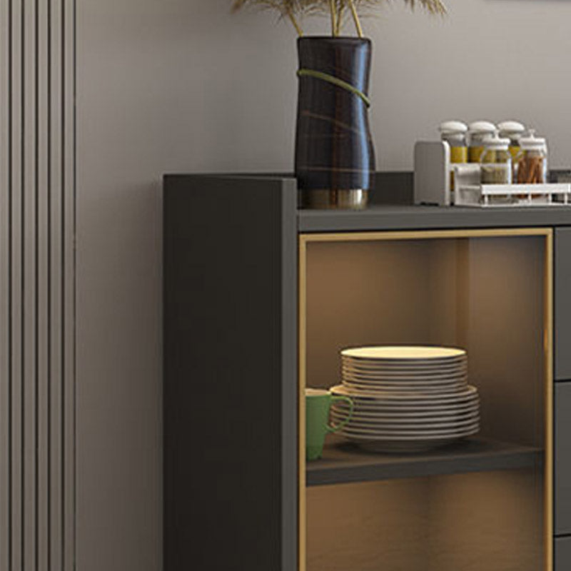 Sideboard in legno ingegnerizzato in stile glam con luci a LED