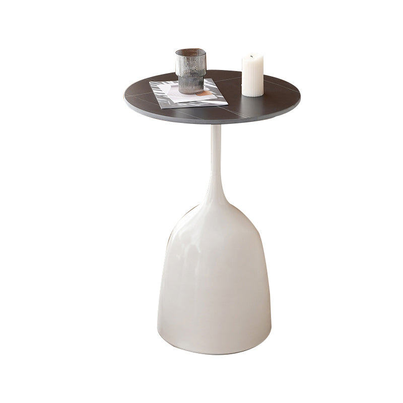 Round Top Side Table Metal 1 Leg Base Living Room End Side Table Black White Stone 1 Clearhalo 'Coffee & Accent Tables' 'End & Side Tables' 'end_side_tables' 'furn' 'furn_end_side_tables' 'Furniture' 'Living Room Furniture' 6738422