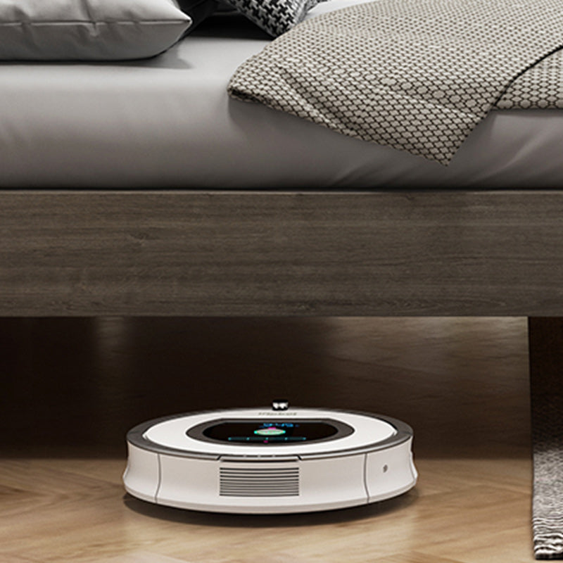 Eigentijdse houten matras opgenomen met rechthoekige rechthoekige paneelbed