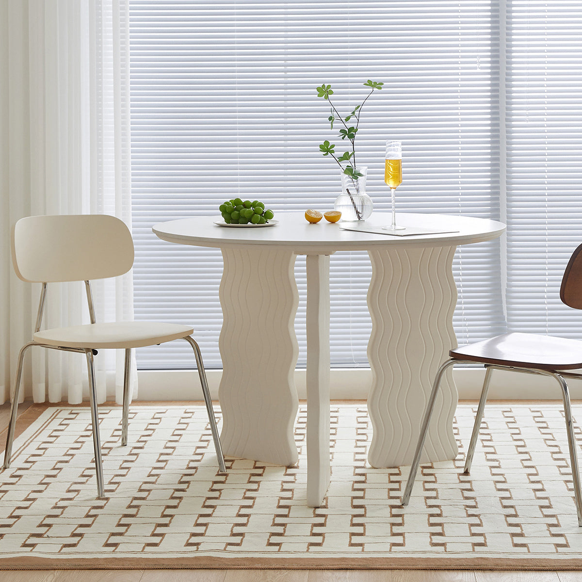 Modern Round Dining Table 3 White Legs Table for Dining Room Clearhalo 'Dining Tables & Seating' 'Dining Tables' 'dining_table' 'furn' 'furn_dining_table' 'Furniture' 'Kitchen & Dining Furniture' 6739584