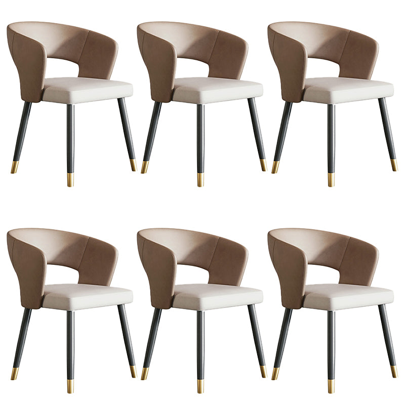 モダンなアームチェアフェイクレザー屋内のダイニングルームチェア